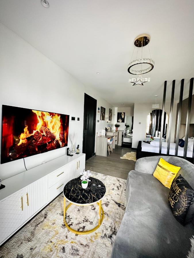 Escada Next Level Luxurious Home Nairobi Extérieur photo