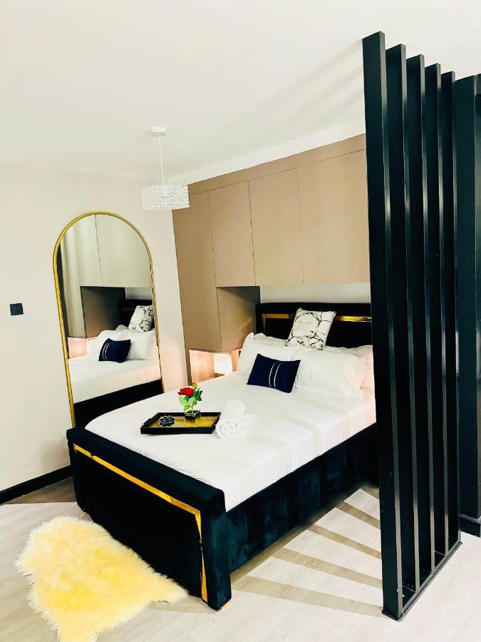Escada Next Level Luxurious Home Nairobi Extérieur photo